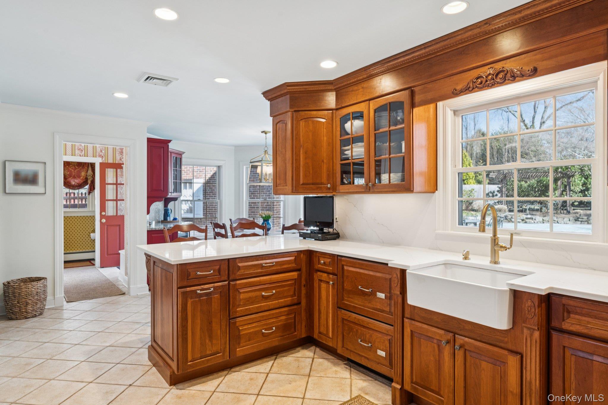 #12 photo, 31 Fox Hunt Lane, Саффолк ‖ Cold Spring Harbor , NY 11724