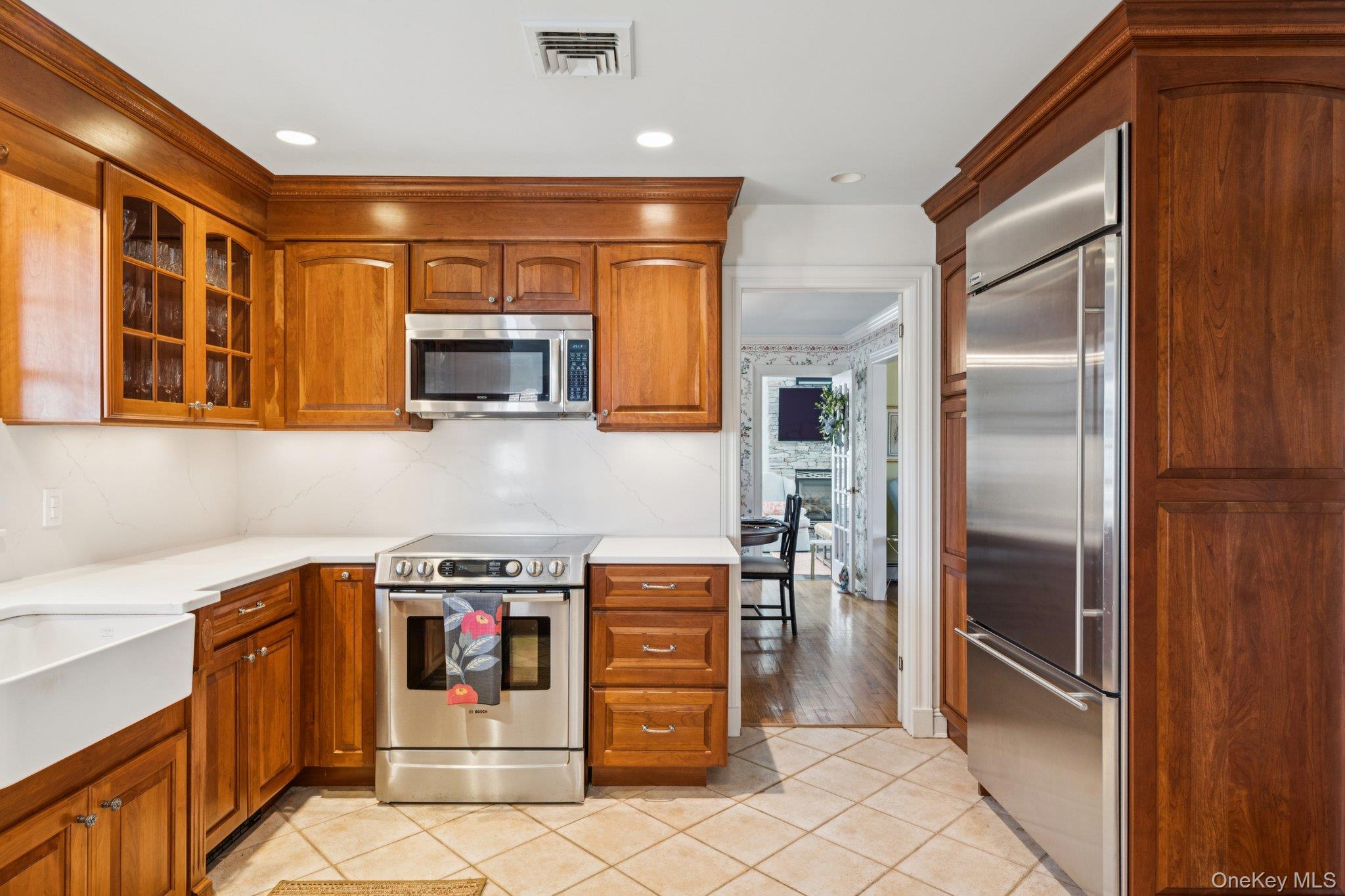 #16 photo, 31 Fox Hunt Lane, Саффолк ‖ Cold Spring Harbor , NY 11724