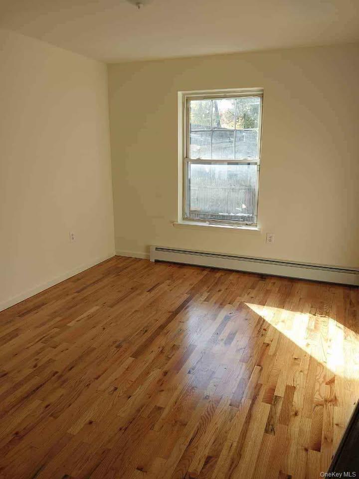 #3 photo, 351 Jackson Street, Нассау ‖ Hempstead , NY 11550