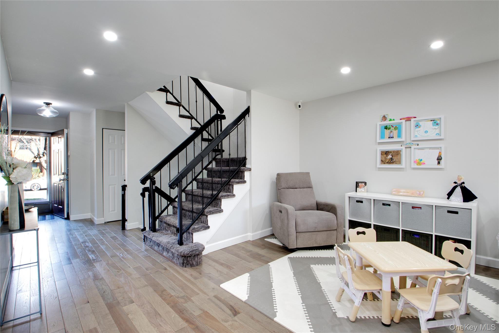 #11 photo, 40 Cricket Club Drive, ناسو Roslyn , NY 11576