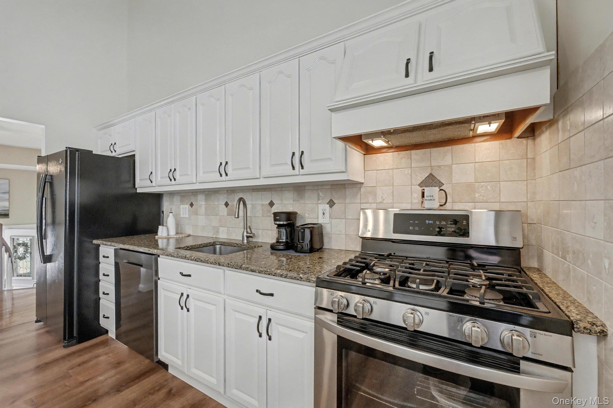 #14 photo, 31 Marshmallow, מחוז סאפוק Commack , NY 11725