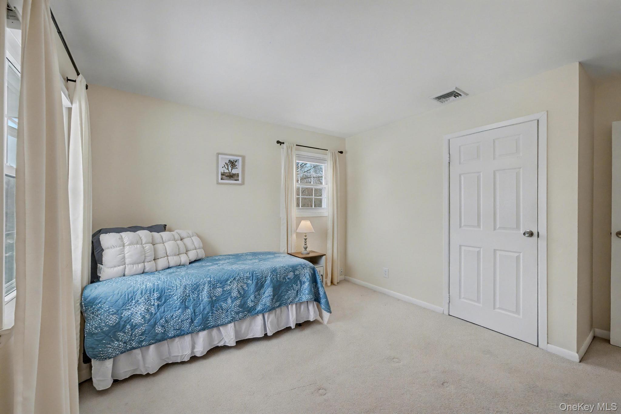 #19 photo, 31 Marshmallow, מחוז סאפוק Commack , NY 11725