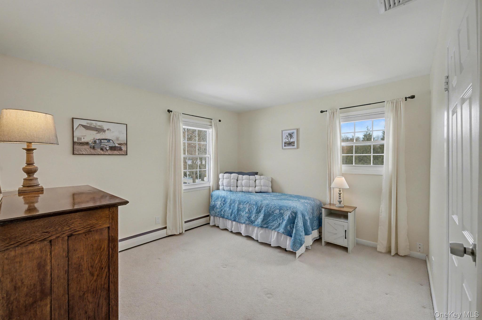 #20 photo, 31 Marshmallow, מחוז סאפוק Commack , NY 11725