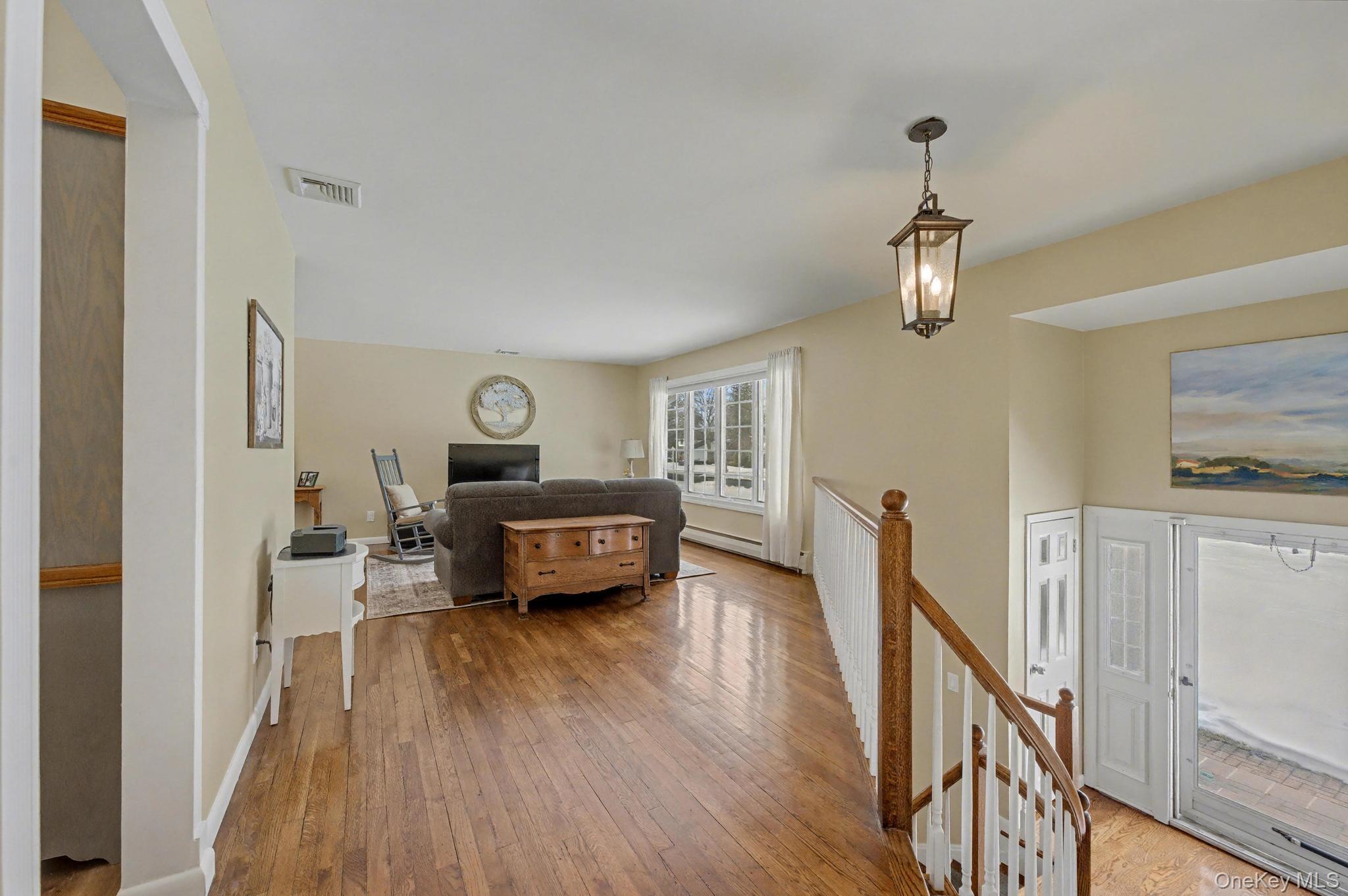 #5 photo, 31 Marshmallow, מחוז סאפוק Commack , NY 11725