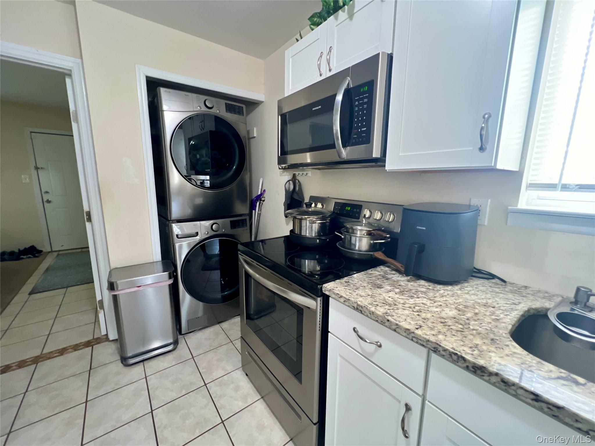 #10 photo, 10 Rutland Road, سوفولك Mastic , NY 11950