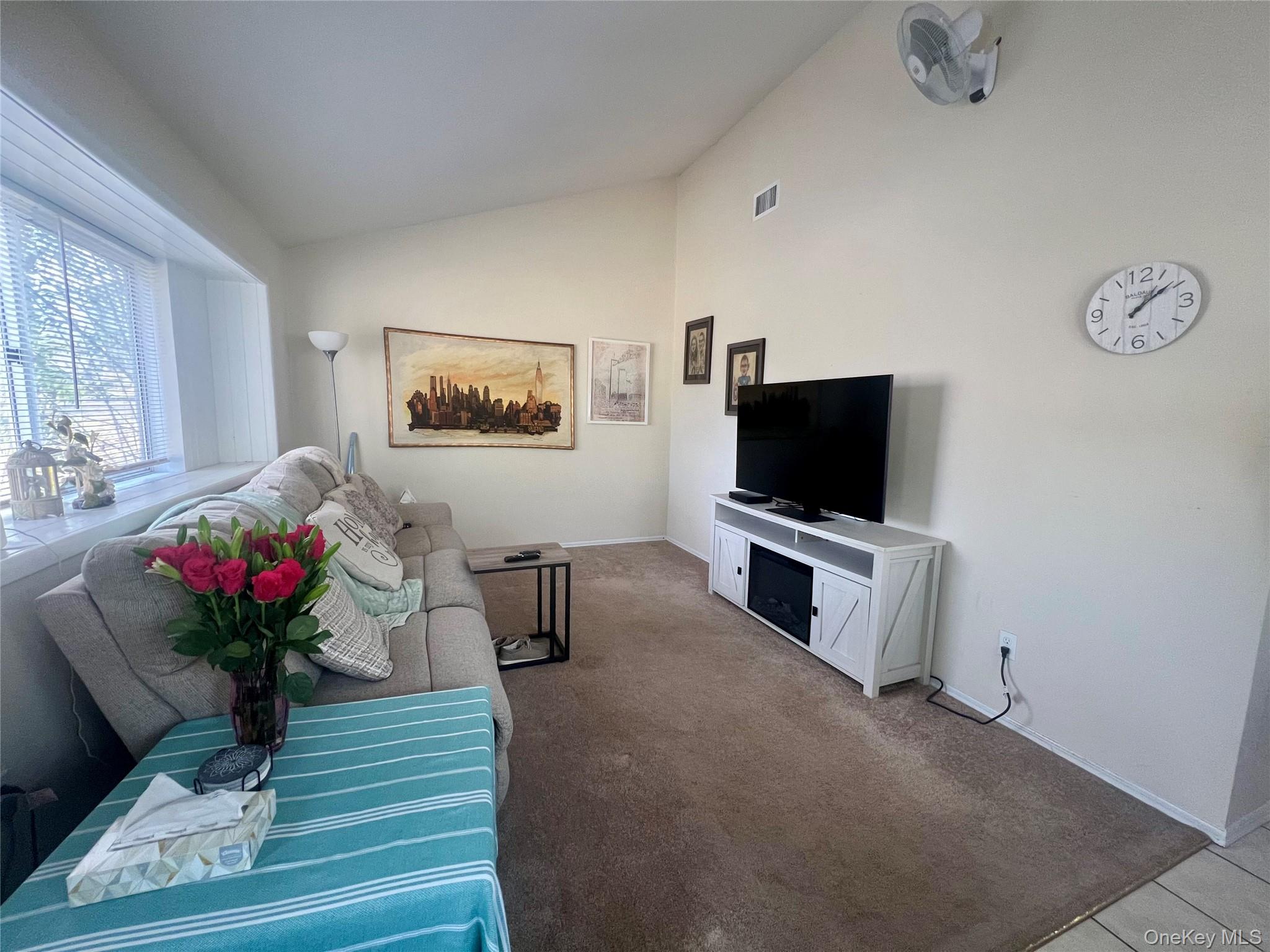 #4 photo, 10 Rutland Road, سوفولك Mastic , NY 11950