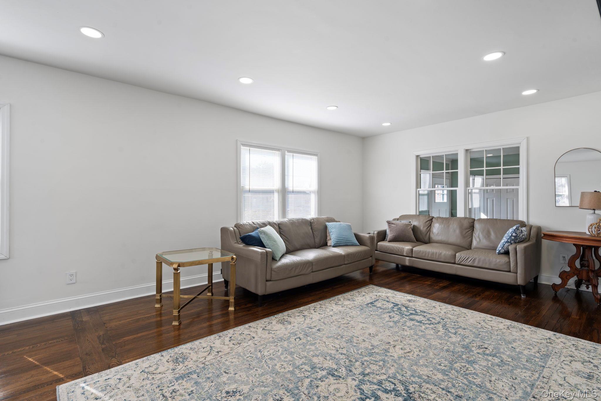 #10 photo, 41 Liberty Avenue, North Babylon , NY 11703