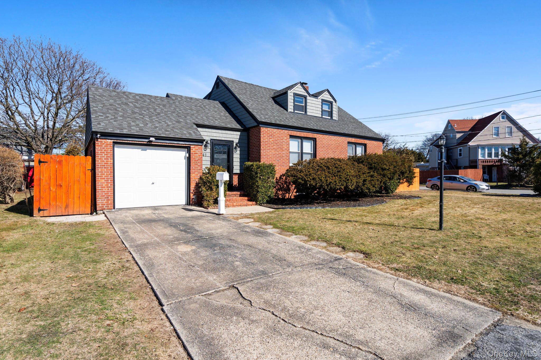 #2 photo, 41 Liberty Avenue, North Babylon , NY 11703