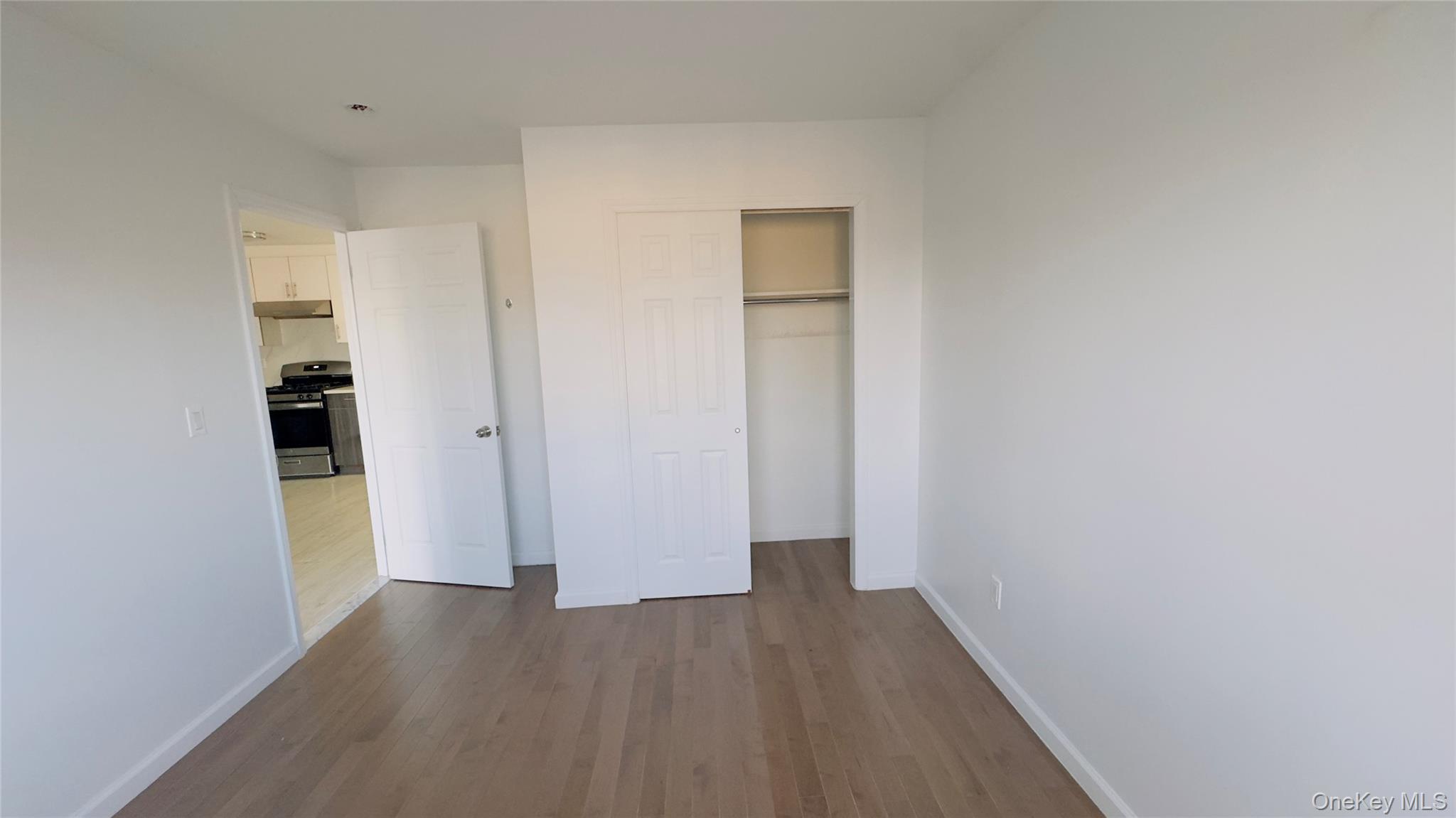 #2 photo, 31-22 60th st, 皇后区 Woodside , NY 11377