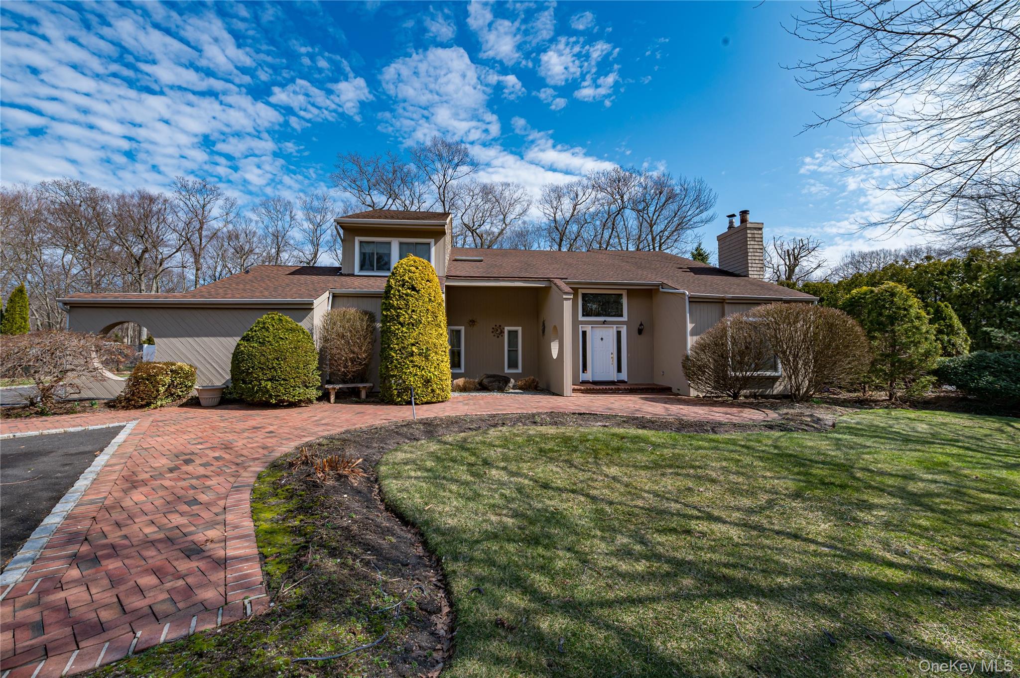 #1 photo, 19 Tamara Court, Melville , NY 11747