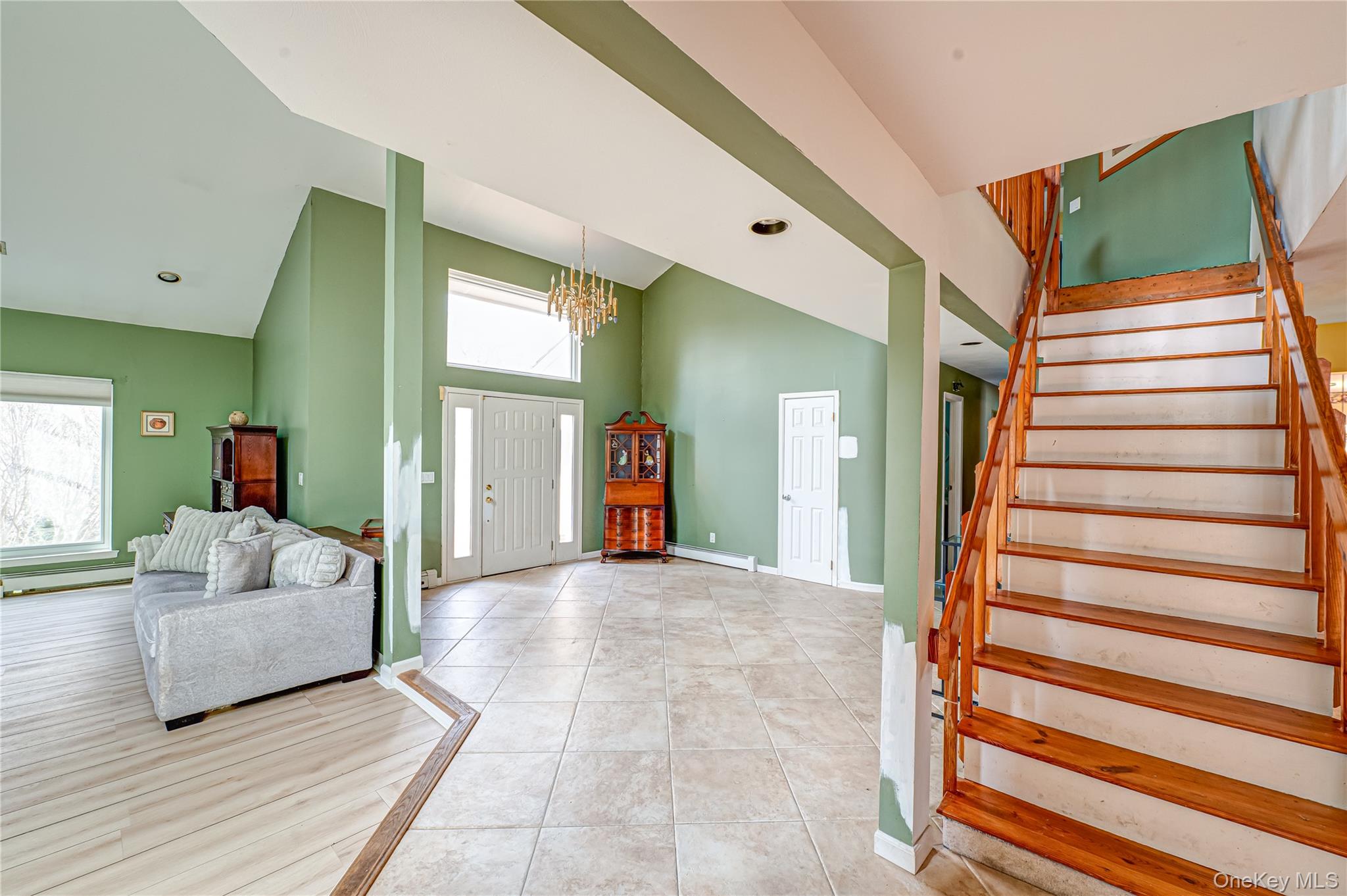 #6 photo, 19 Tamara Court, Melville , NY 11747