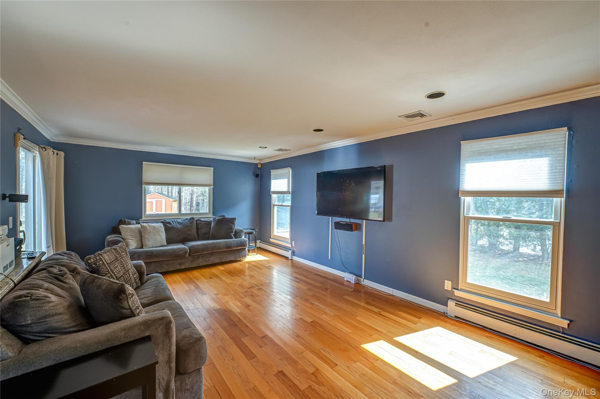 #9 photo, 19 Tamara Court, Melville , NY 11747