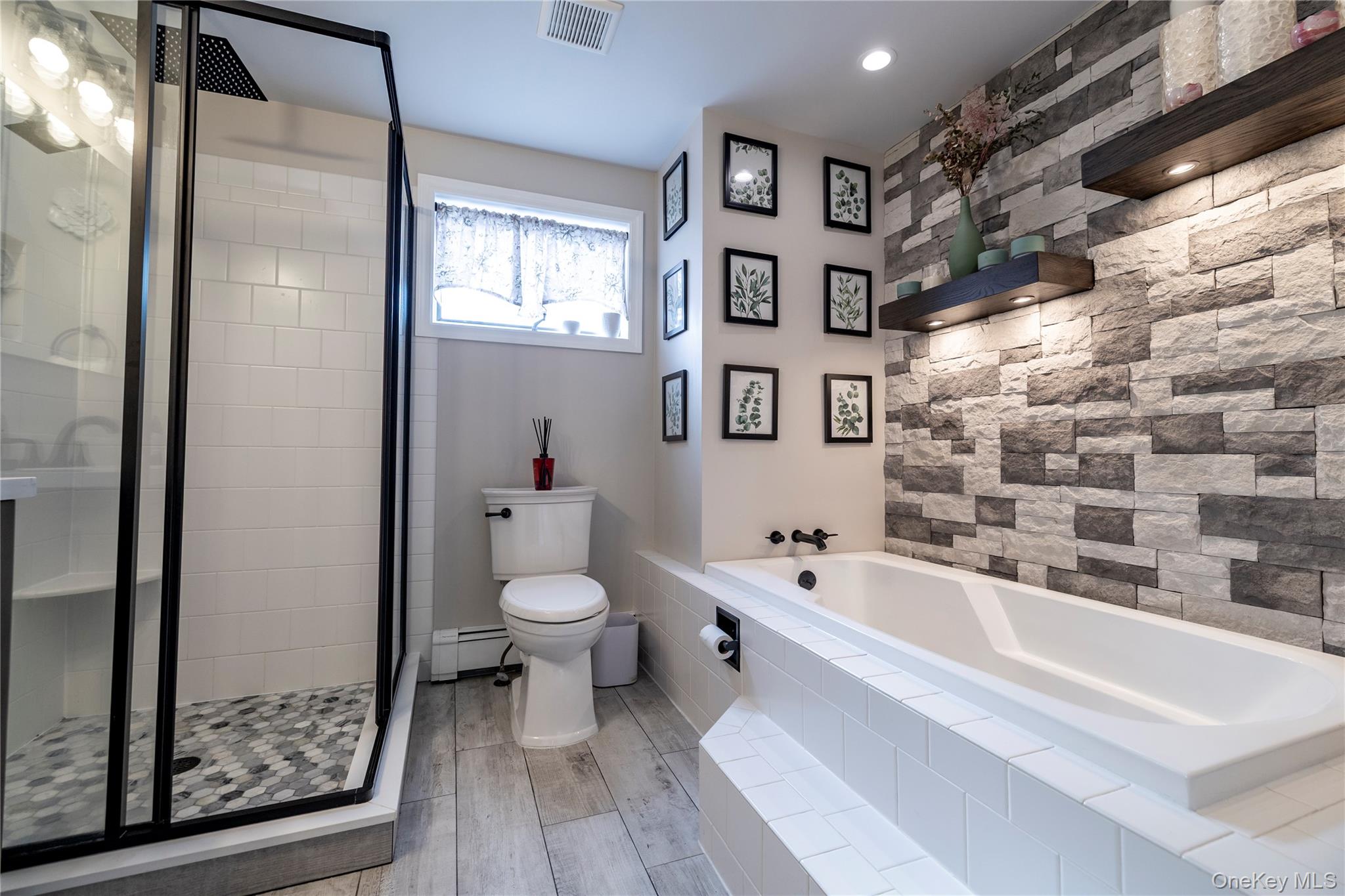 #14 photo, 93 Kenneth Place, 長島 New Hyde Park , NY 11040