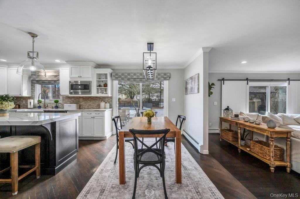 #13 photo, 4 Long Meadow Road, מחוז סאפוק Commack , NY 11725