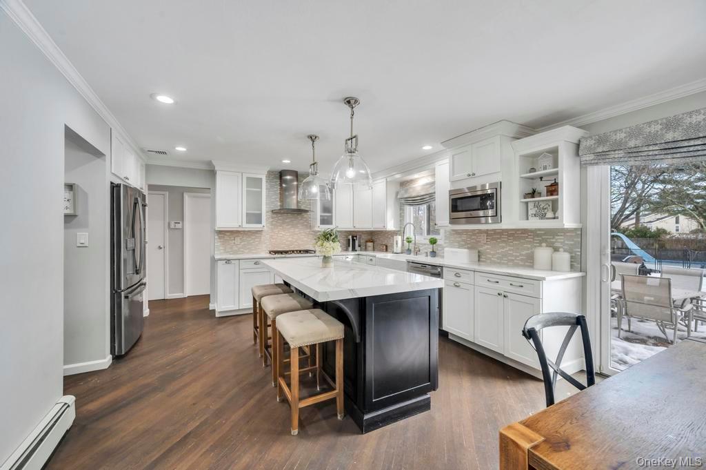 #16 photo, 4 Long Meadow Road, מחוז סאפוק Commack , NY 11725