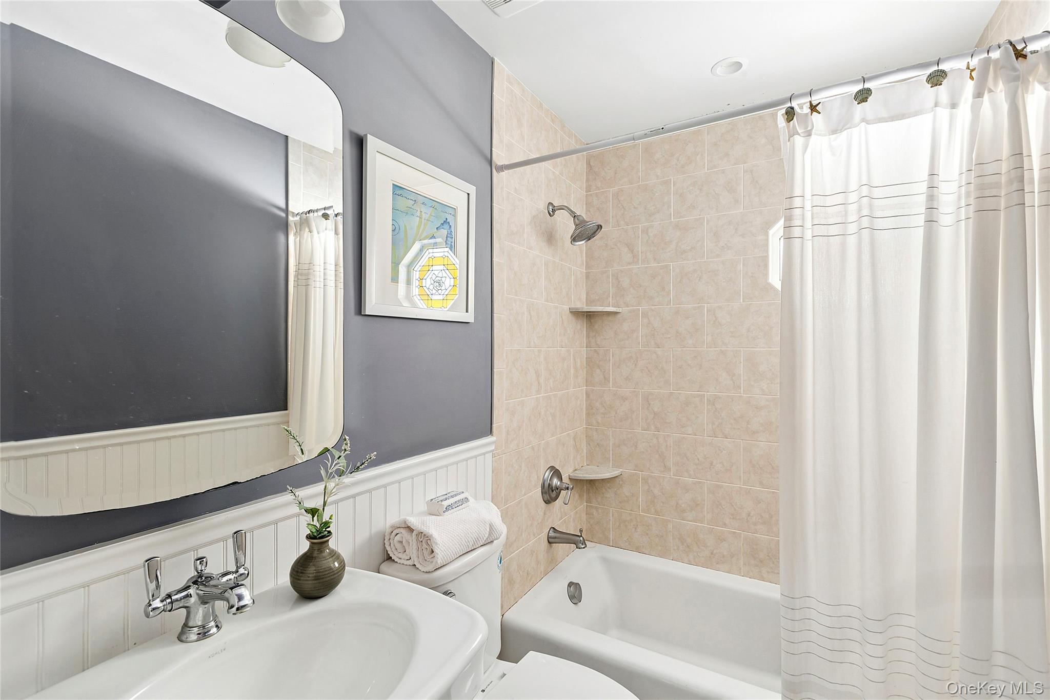 #8 photo, 61 Rogers Avenue, 东长岛 Westhampton Beach , NY 11978