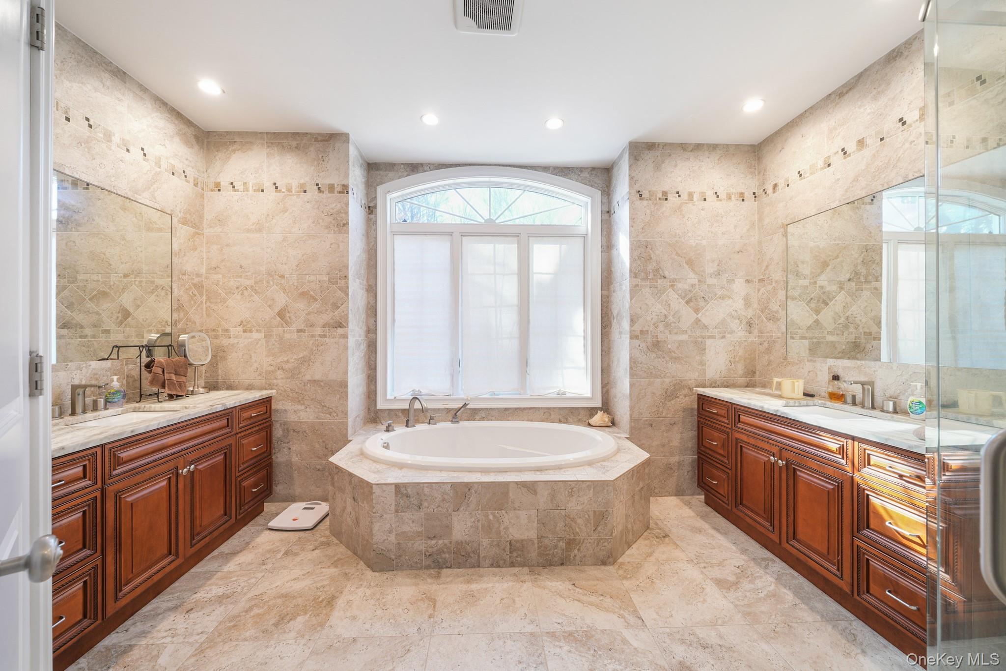 #7 photo, 13 White Birch Drive, Pomona , NY 10970