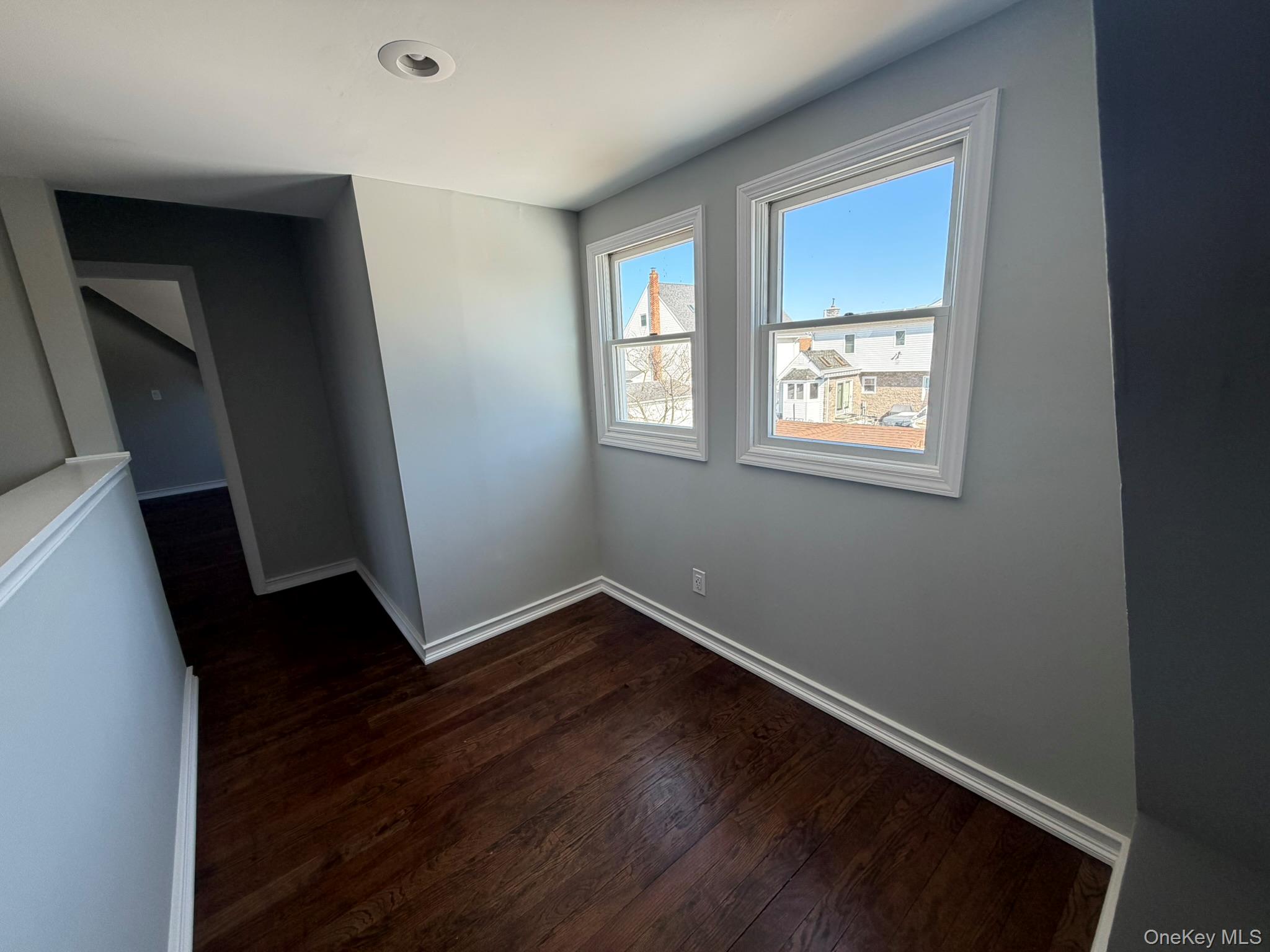 #10 photo, 2303 Pine Street, 롱 아일랜드 Seaford , NY 11783