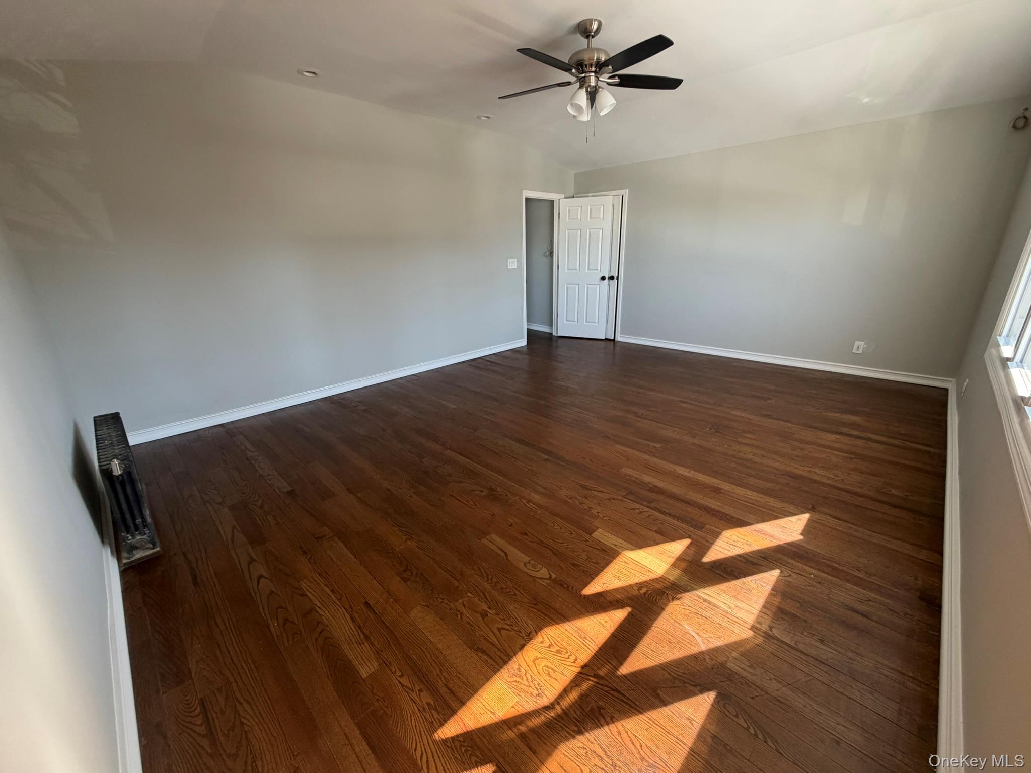 #13 photo, 2303 Pine Street, 롱 아일랜드 Seaford , NY 11783