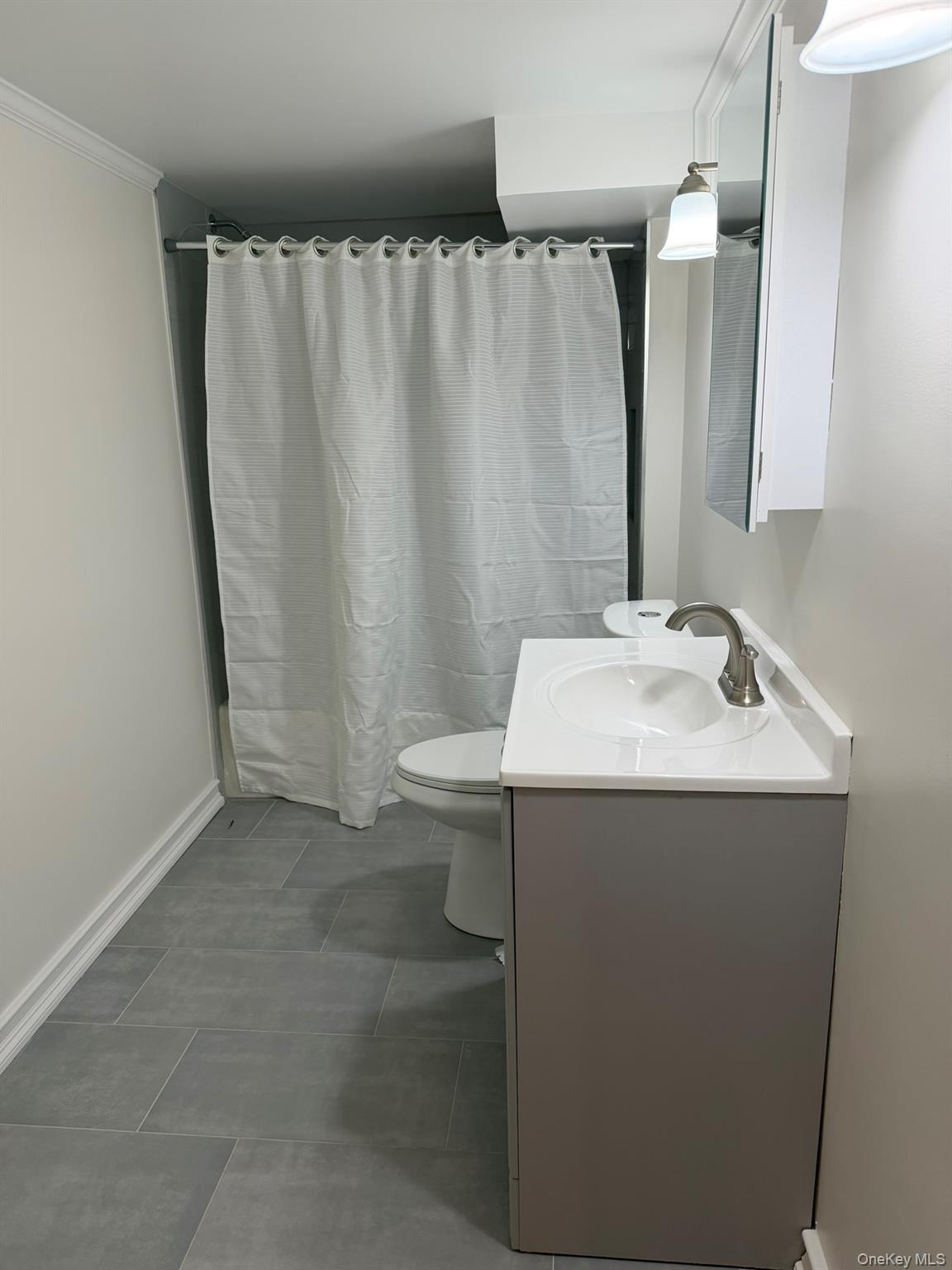 #15 photo, 2303 Pine Street, 롱 아일랜드 Seaford , NY 11783