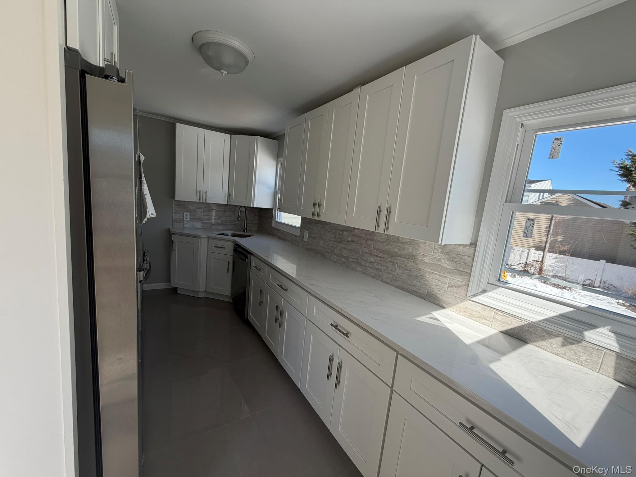 #3 photo, 2303 Pine Street, 롱 아일랜드 Seaford , NY 11783