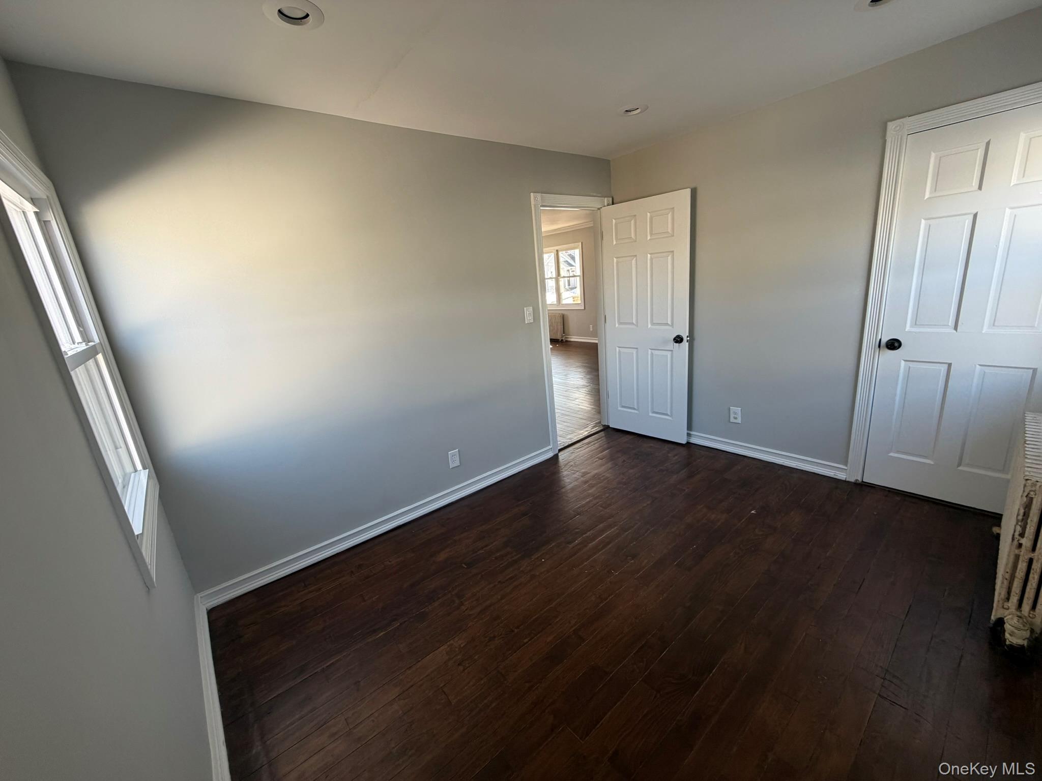 #9 photo, 2303 Pine Street, 롱 아일랜드 Seaford , NY 11783