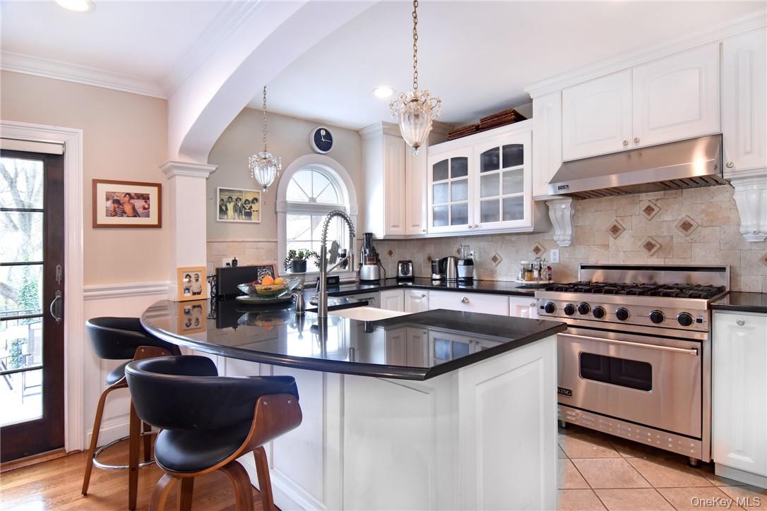 #13 photo, 566 N Columbus Avenue, Mount Vernon , NY 10552