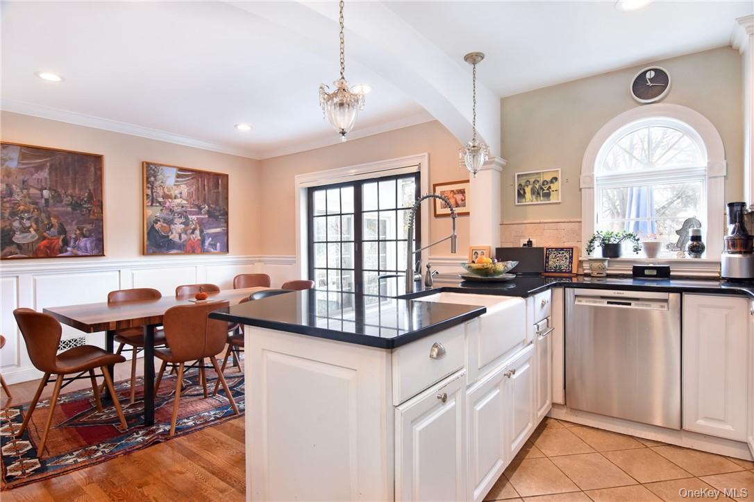 #14 photo, 566 N Columbus Avenue, Mount Vernon , NY 10552