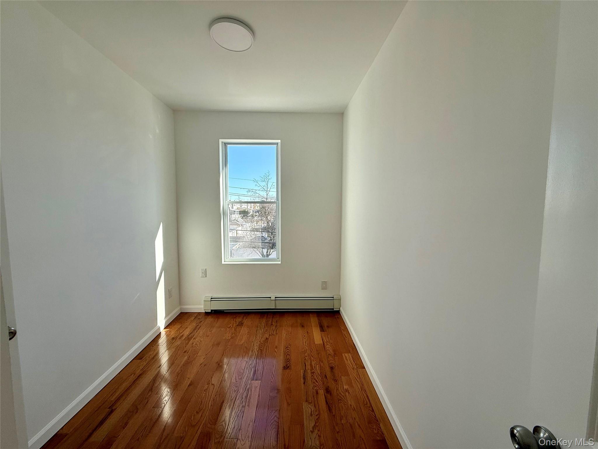 #2 photo, 2857 Lawton Avenue, برونكس Bronx , NY 10465