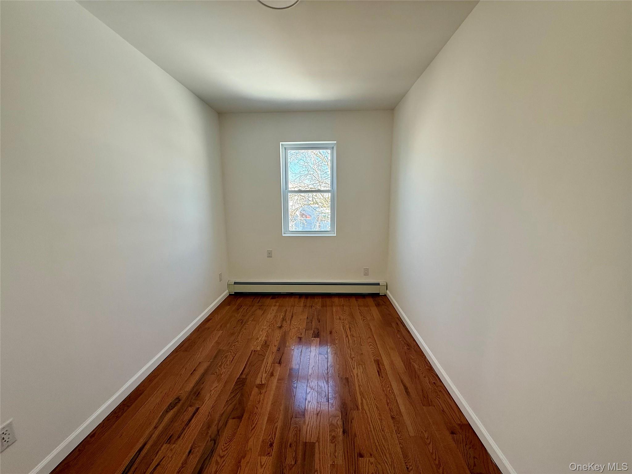 #7 photo, 2857 Lawton Avenue, برونكس Bronx , NY 10465