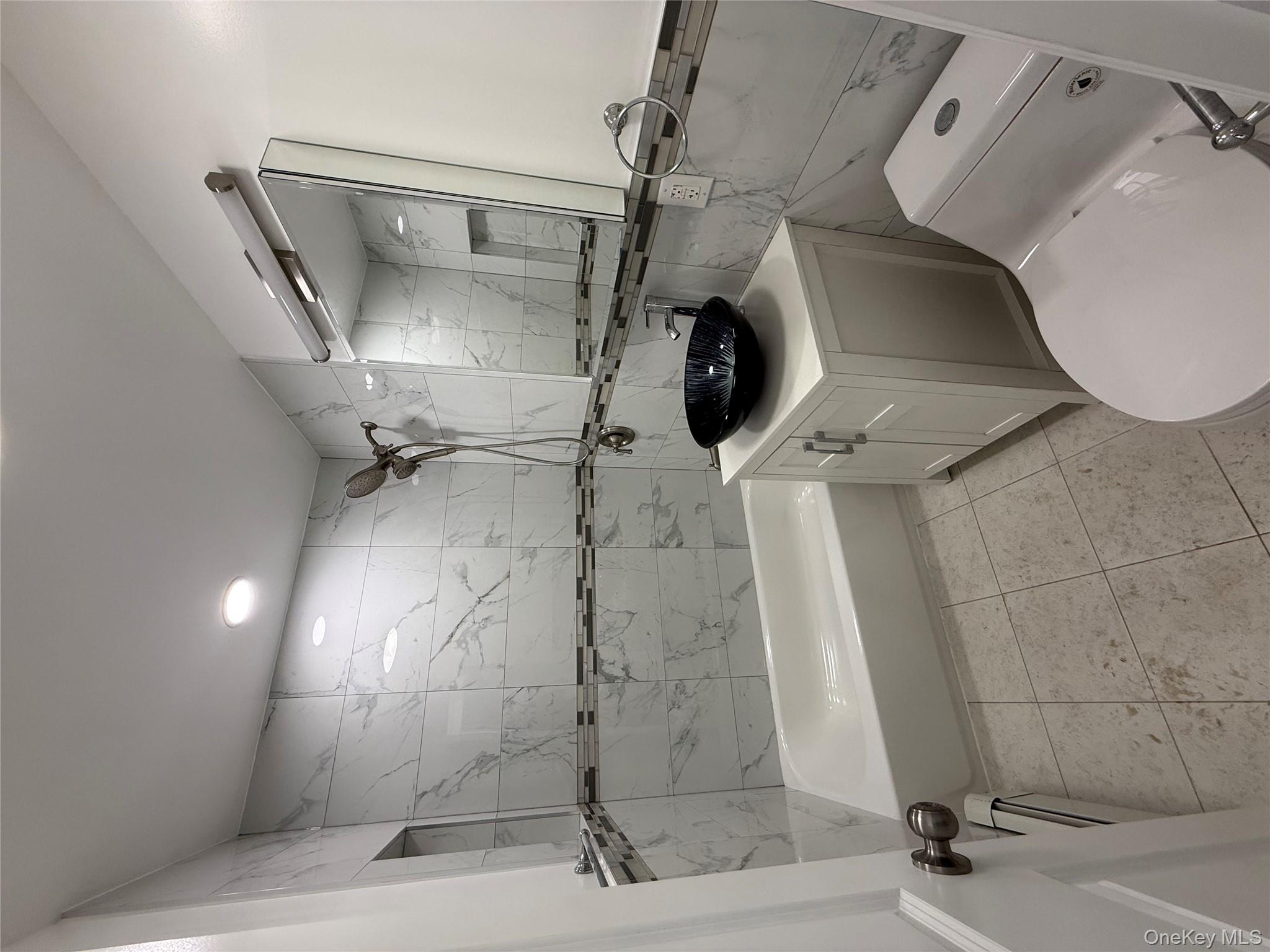 #8 photo, 2857 Lawton Avenue, برونكس Bronx , NY 10465