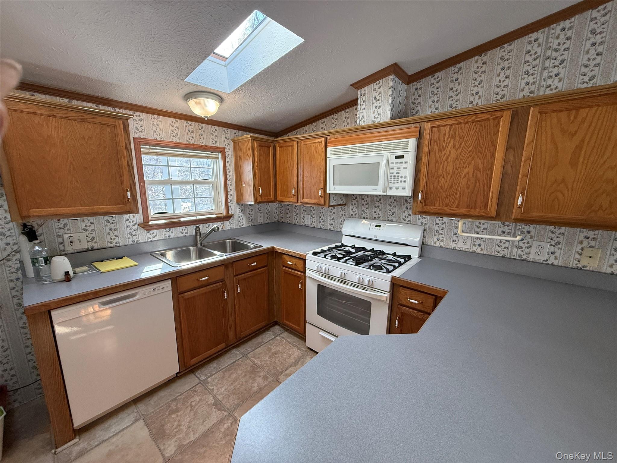 #7 photo, 217 Brittany Terrace, Rock Tavern , NY 12575