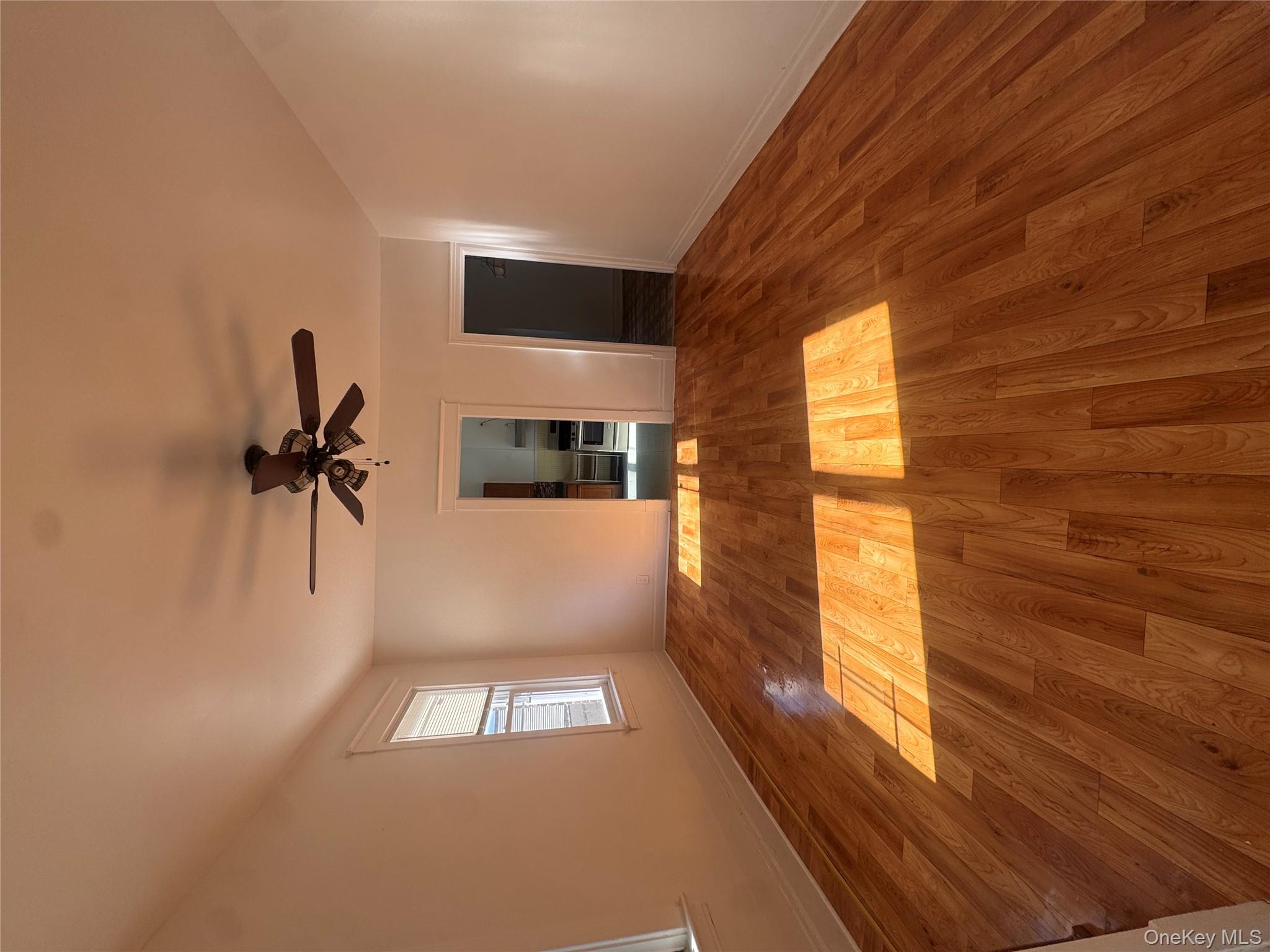 #5 photo, 583 Van Nest Avenue, برونكس Bronx , NY 10460