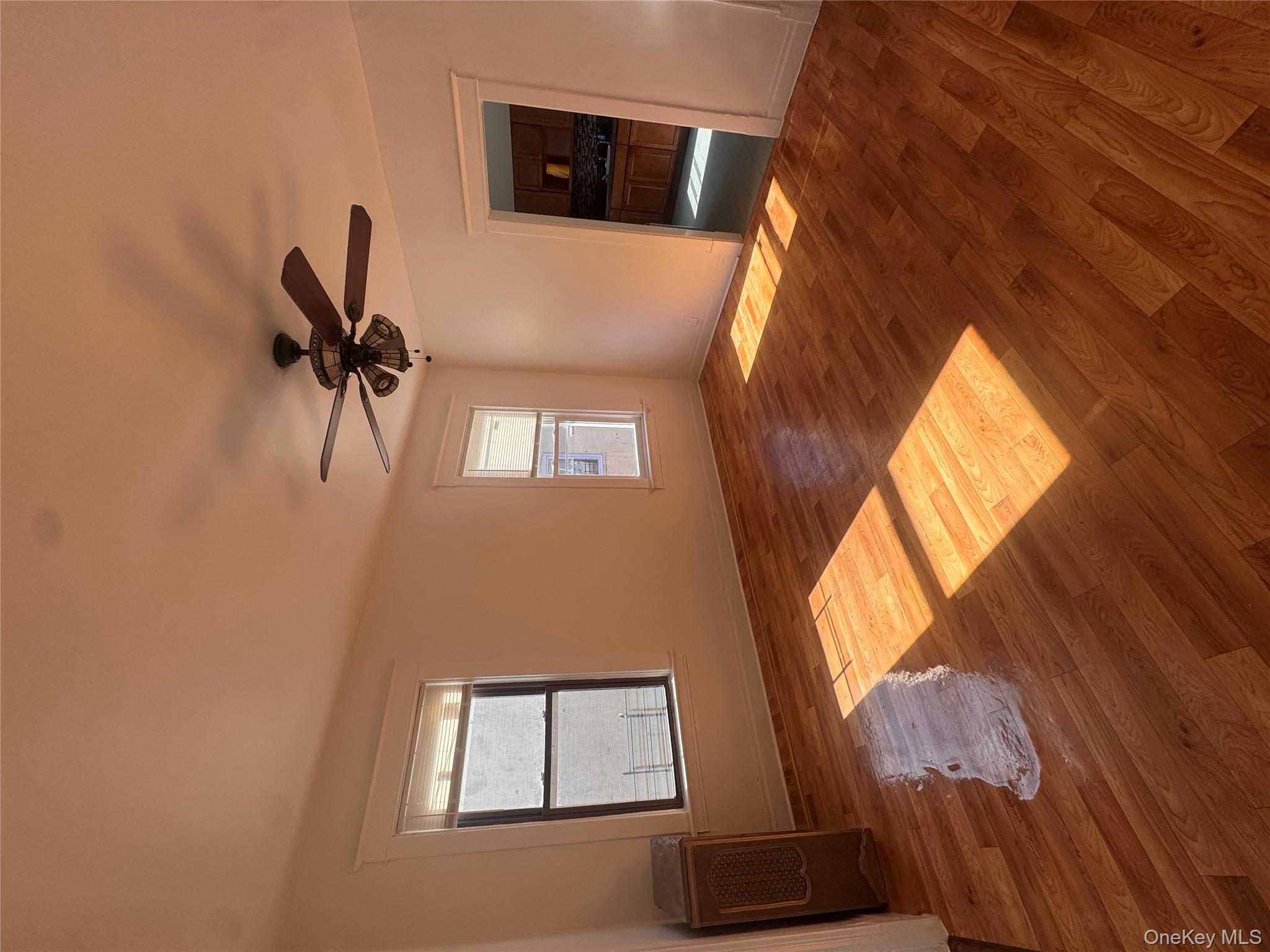 #6 photo, 583 Van Nest Avenue, برونكس Bronx , NY 10460