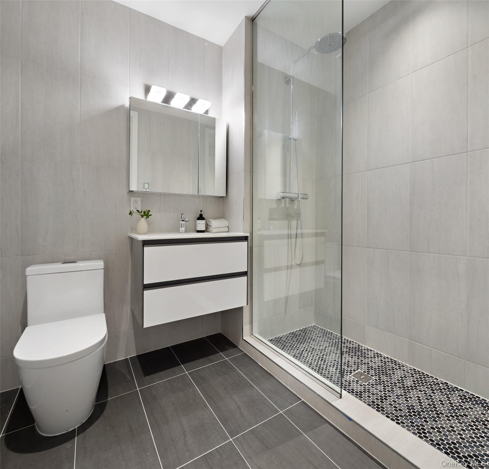 #10 photo, 128 W 26th Street, मैनहटन New York (Manhattan) , NY 10001