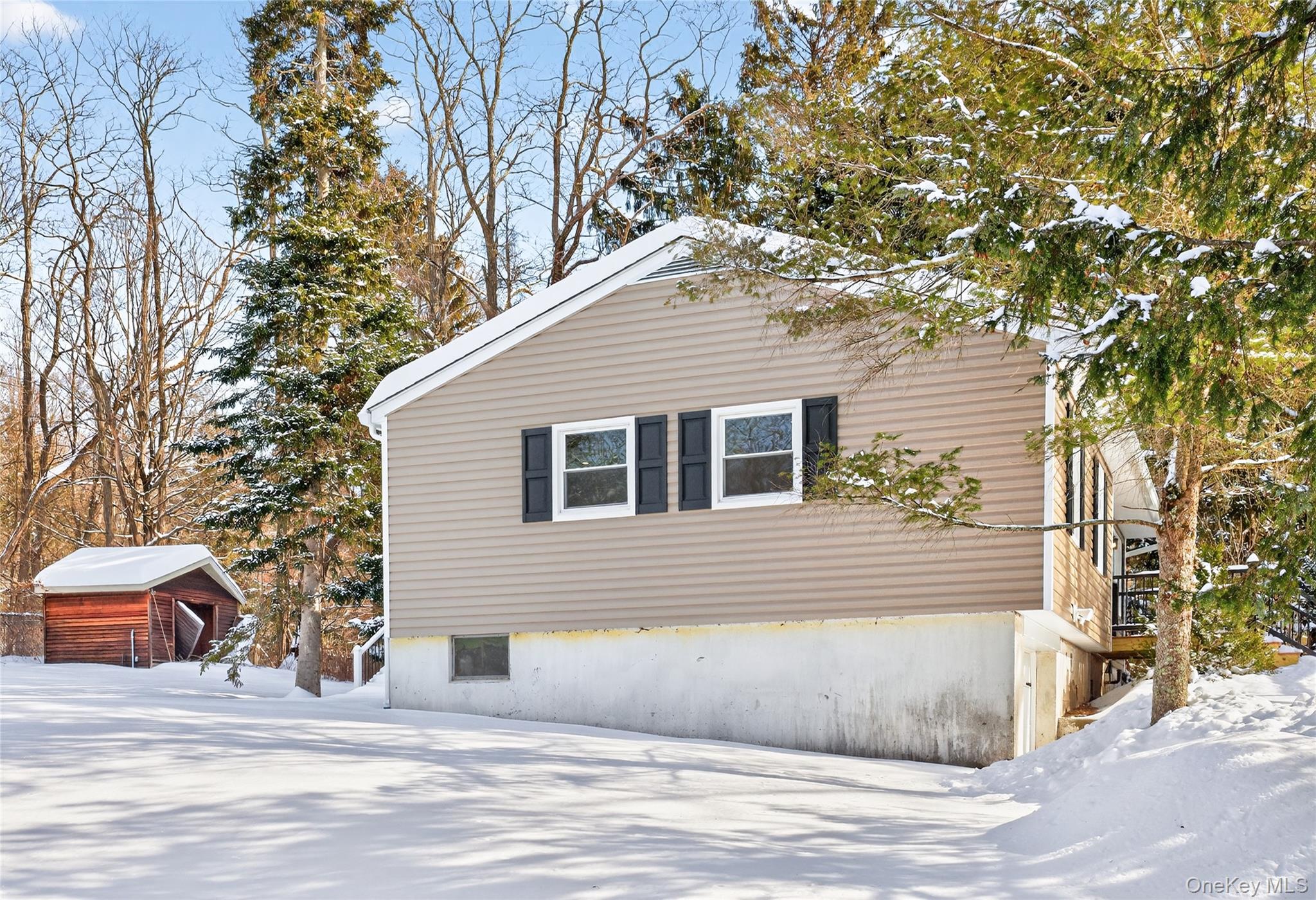 #19 photo, 676-678 Oak Summit Road, 뉴욕주 Millbrook , NY 12545