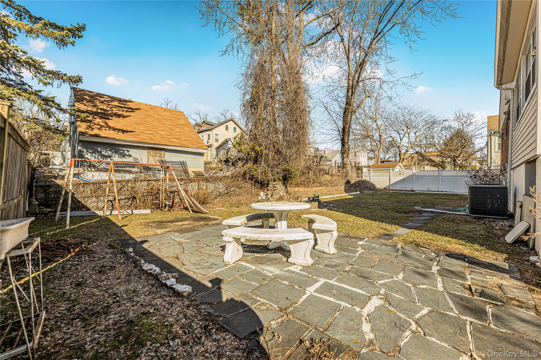 #6 photo, 233 Clunie Avenue, Yonkers , NY 10703