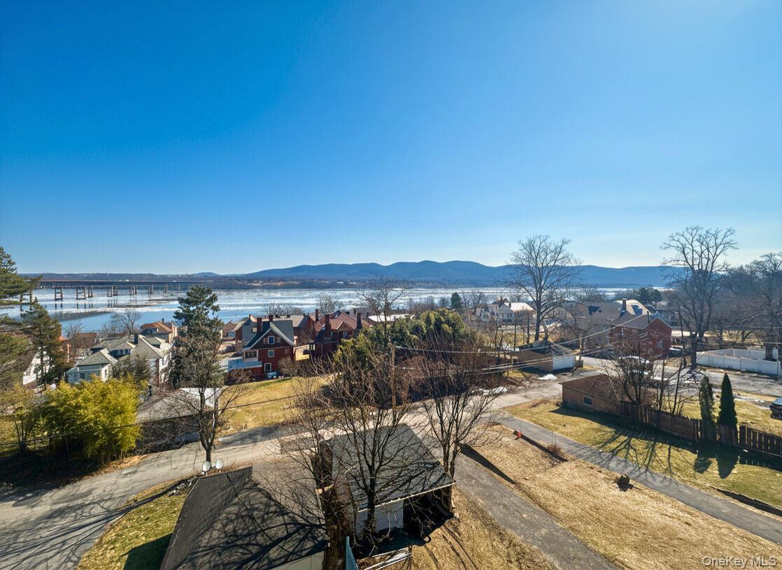 #13 photo, 498 Liberty Street, 뉴욕주 Newburgh , NY 12550