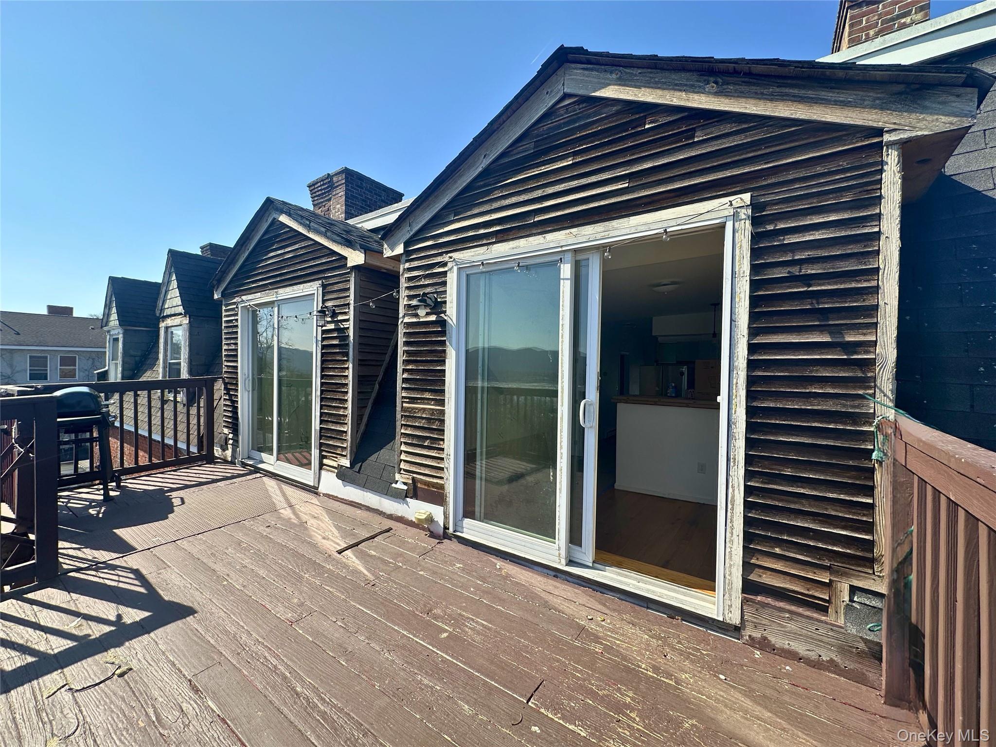 #2 photo, 498 Liberty Street, 뉴욕주 Newburgh , NY 12550