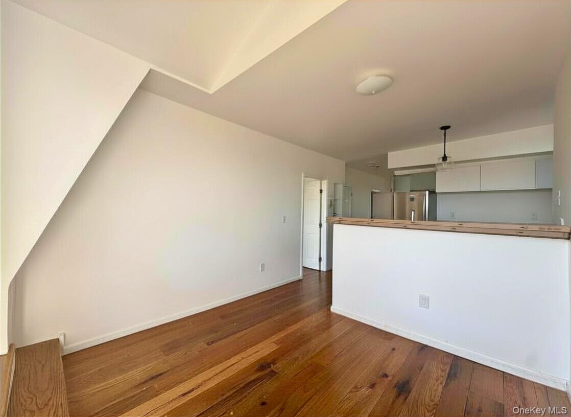 #7 photo, 498 Liberty Street, 뉴욕주 Newburgh , NY 12550