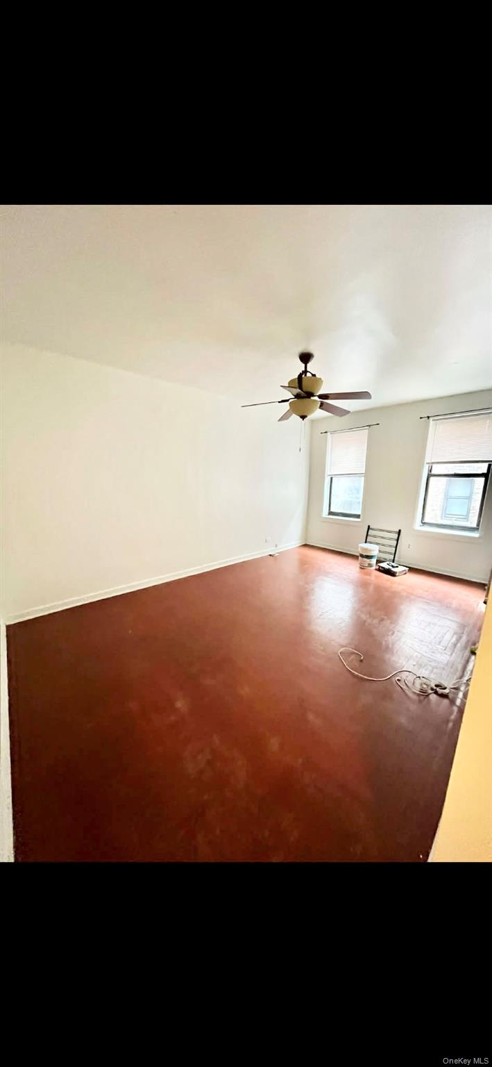 #7 photo, 2187 Holland Avenue, برونكس Bronx , NY 10462