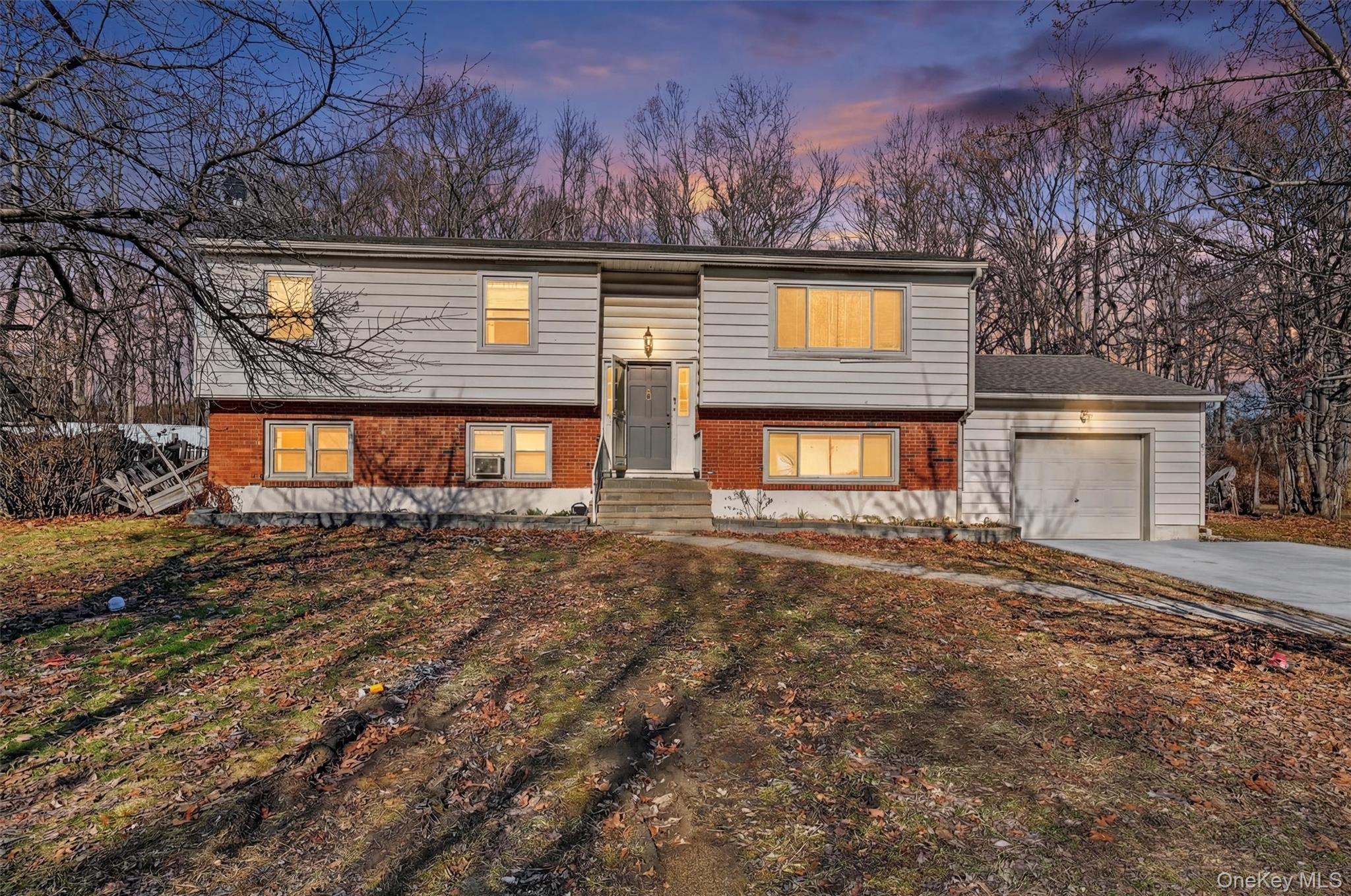 #1 photo, 129 Vails Gate Heights Drive, New Windsor , NY 12553