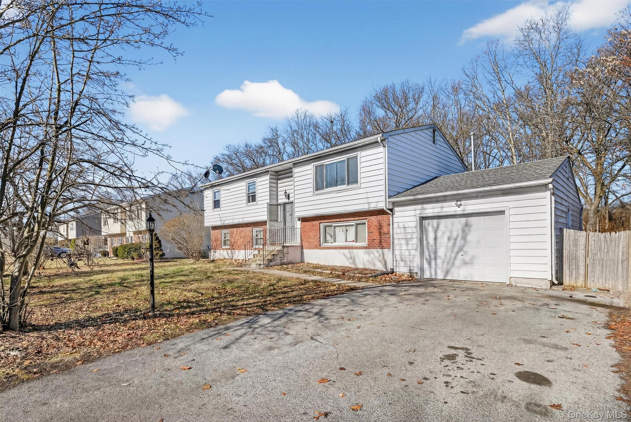 #3 photo, 129 Vails Gate Heights Drive, New Windsor , NY 12553