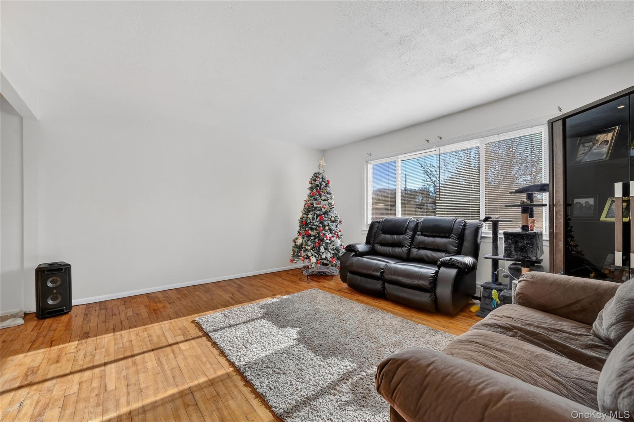 #8 photo, 129 Vails Gate Heights Drive, New Windsor , NY 12553