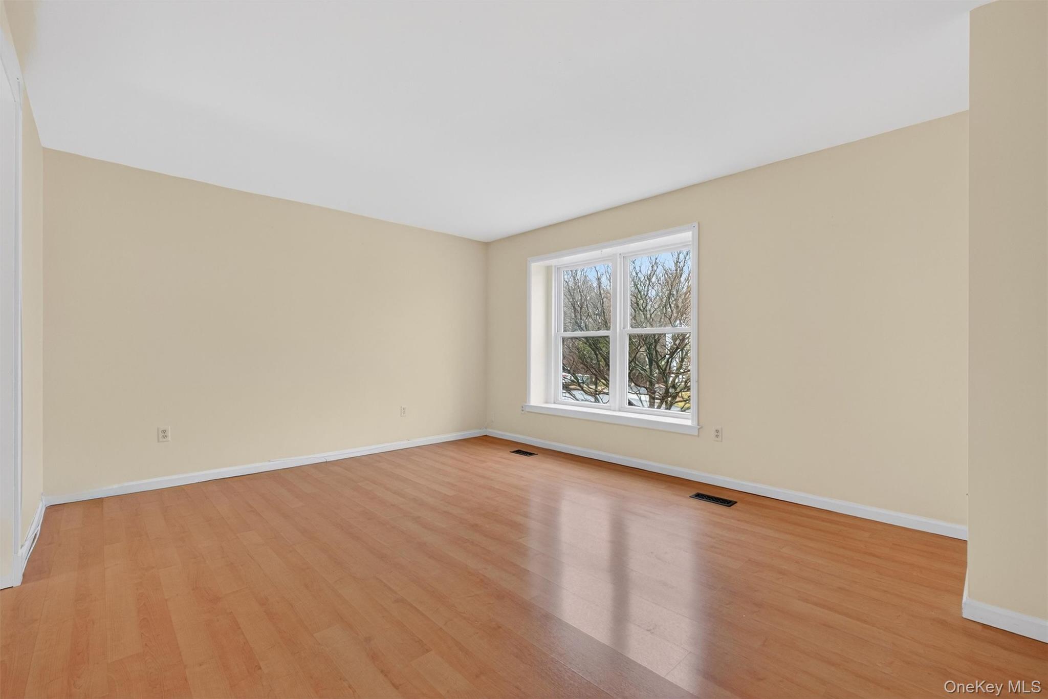 #15 photo, 15 Helen Court, Beacon , NY 12508