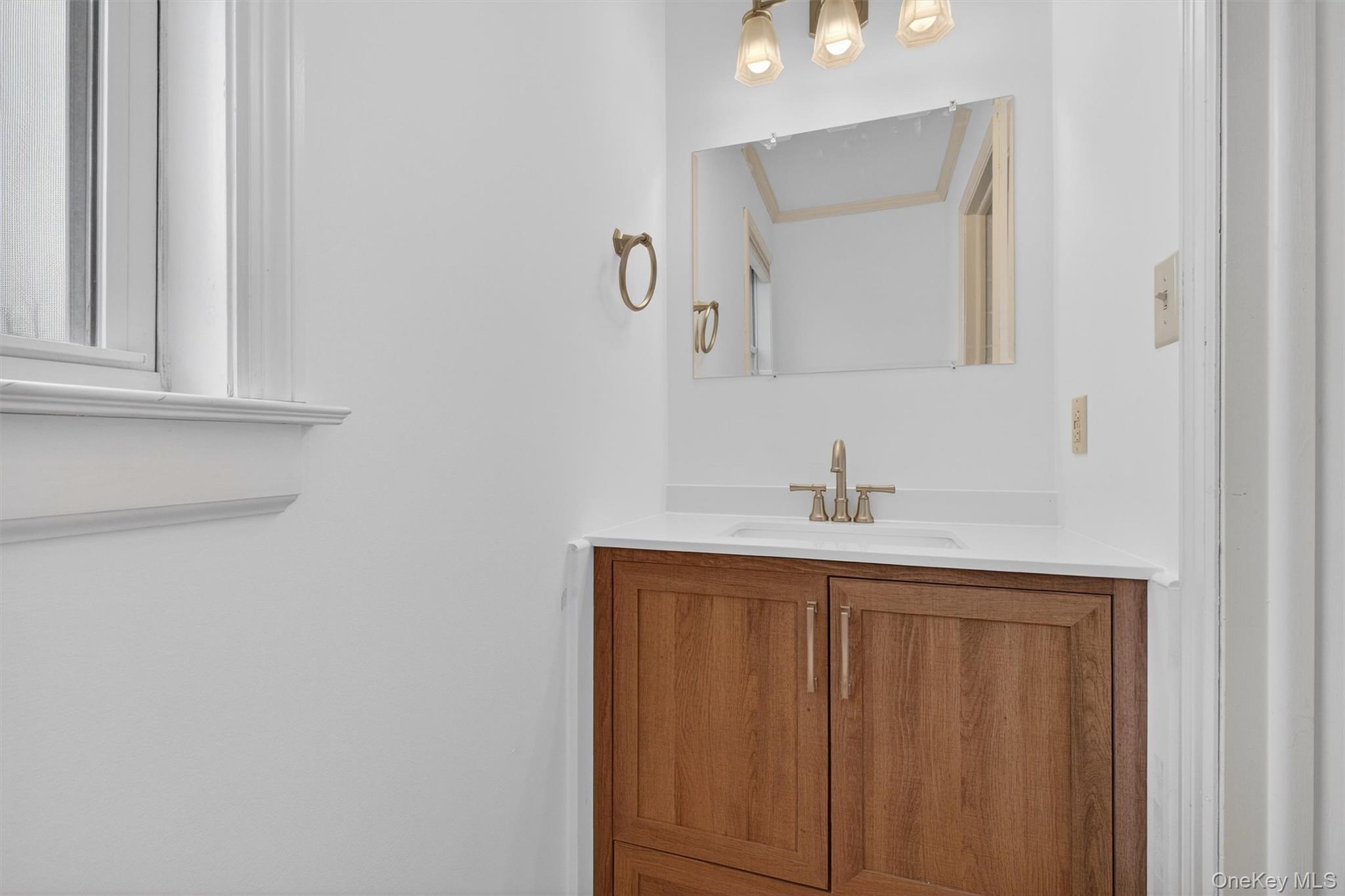 #16 photo, 15 Helen Court, Beacon , NY 12508