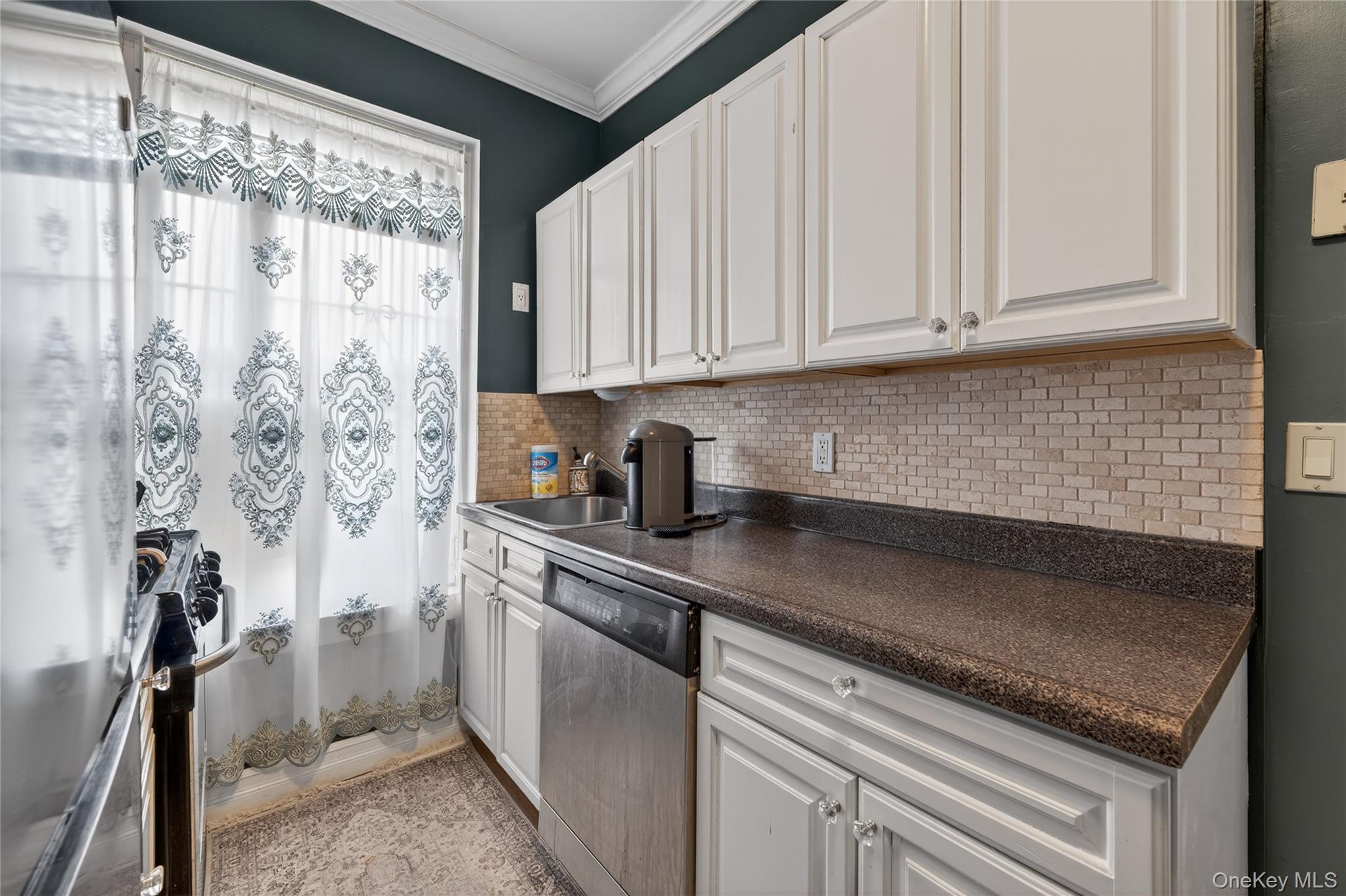 #8 photo, 225 Bennett Avenue, Манхэттен ‖ New York (Manhattan) , NY 10040