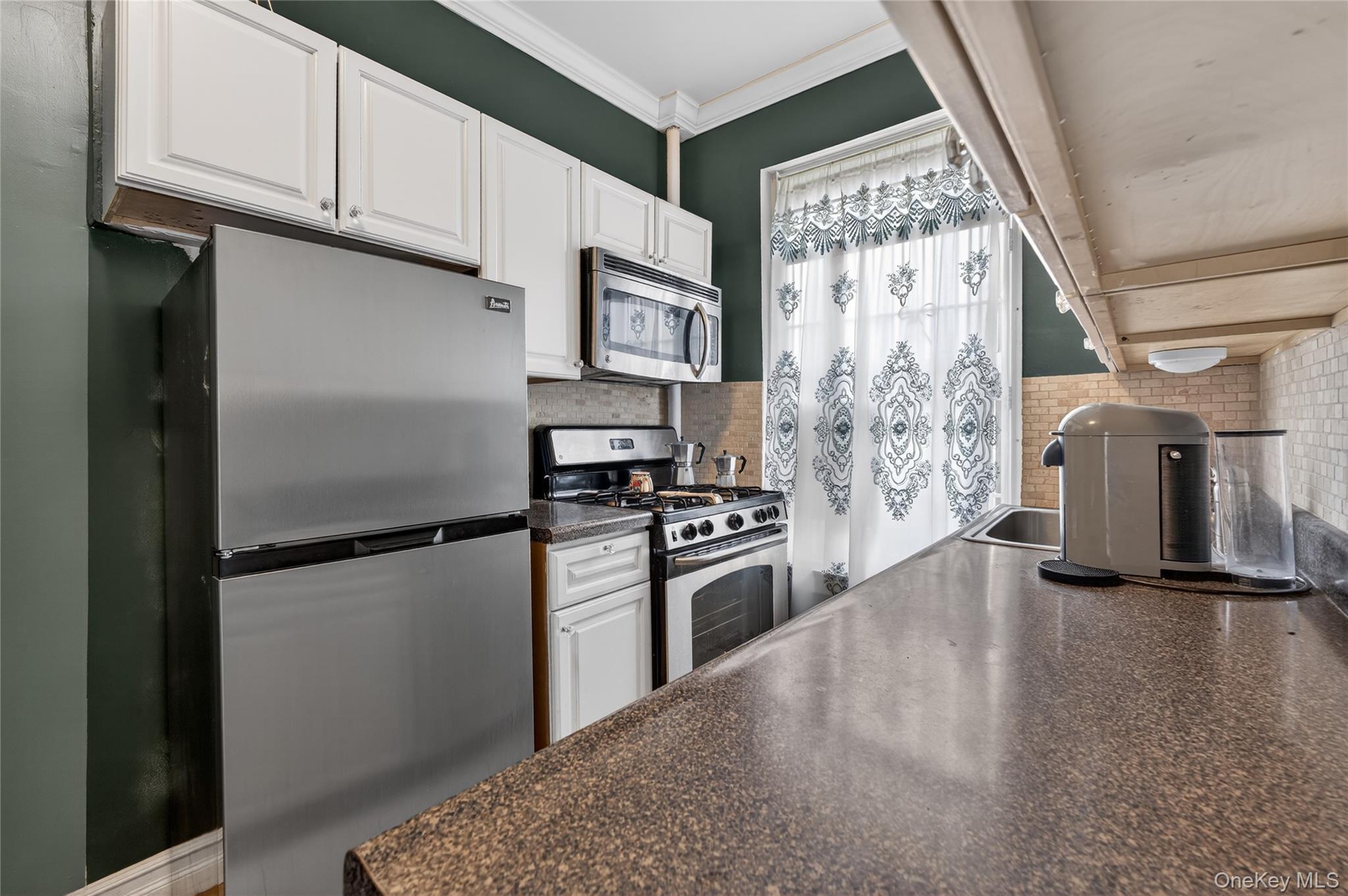 #9 photo, 225 Bennett Avenue, Манхэттен ‖ New York (Manhattan) , NY 10040