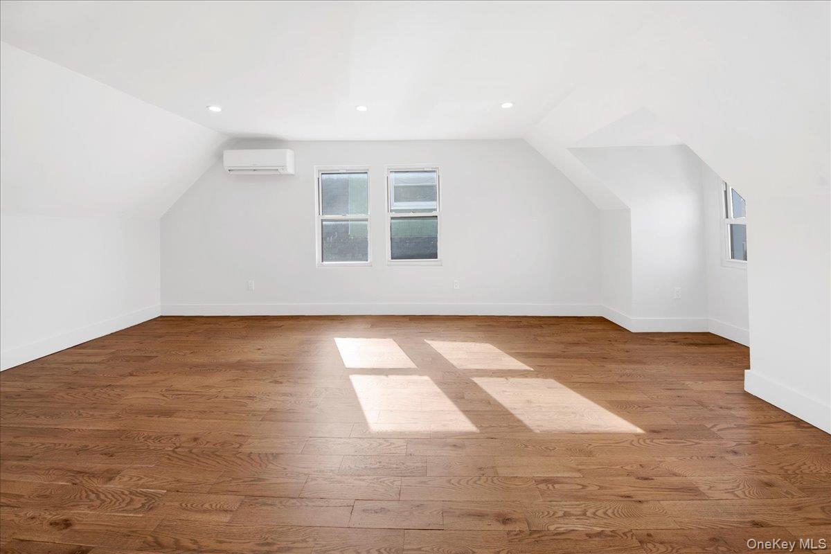 #10 photo, 37 S 8th Avenue, Mount Vernon , NY 10550