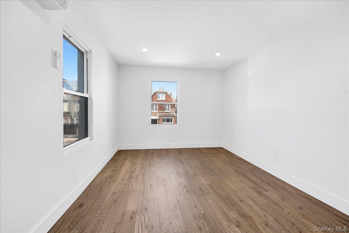 #13 photo, 37 S 8th Avenue, Mount Vernon , NY 10550